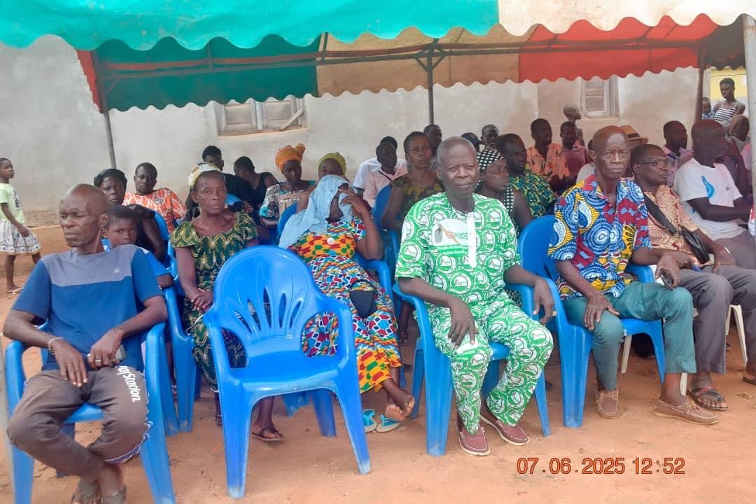 Soutien association Ekloéoun 15