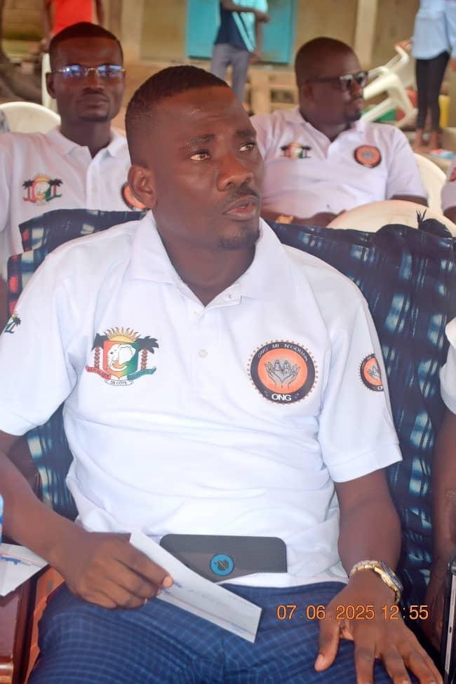 Soutien association Eklo├®oun 86