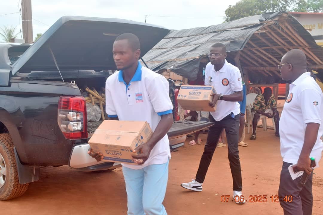 Soutien association Ekloéoun 5